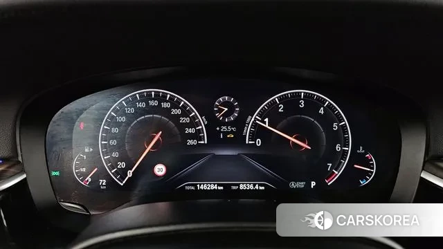 BMW 5 Series (G30) id 3134335 из Кореи 18