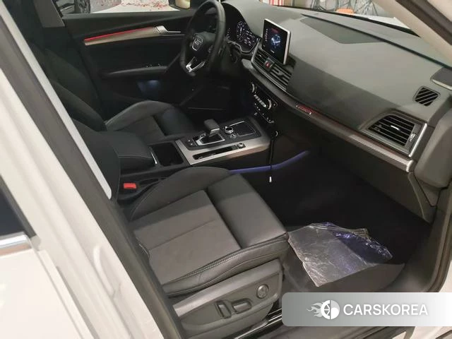 Audi Q5L id 4254412 из Китая 17