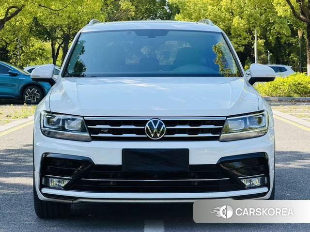 Volkswagen Tiguan L id 4314331 из Китая 8