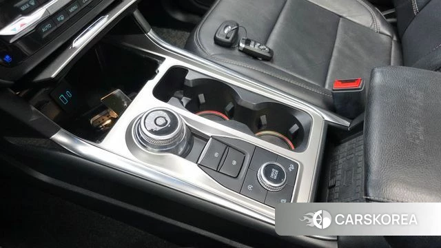 Ford Explorer 6th Generation id 3898997 из Кореи 18