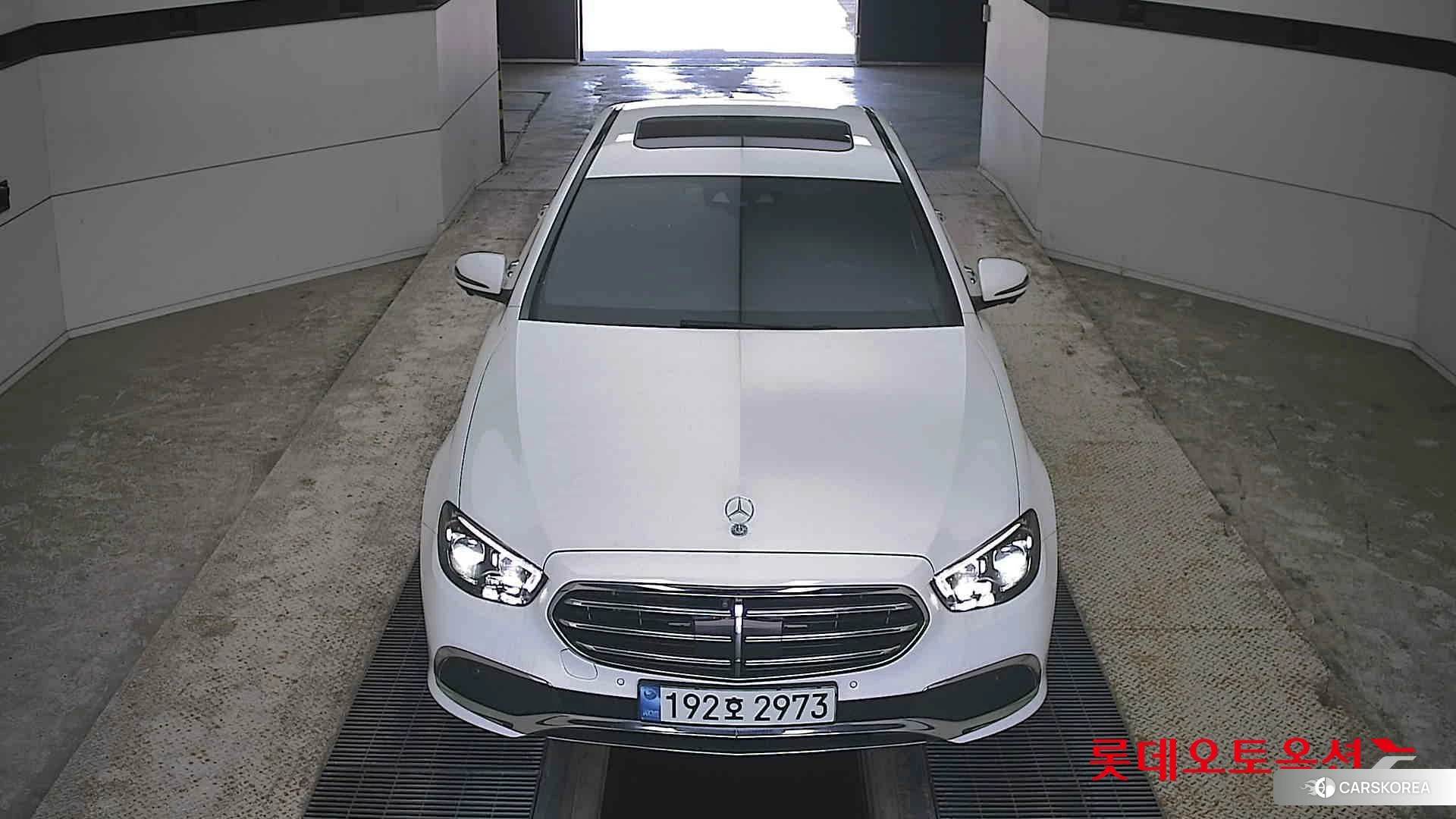 Mercedes-Benz Mercedes-Benz E300 e 4MATIC id 4289668 из Кореи 36