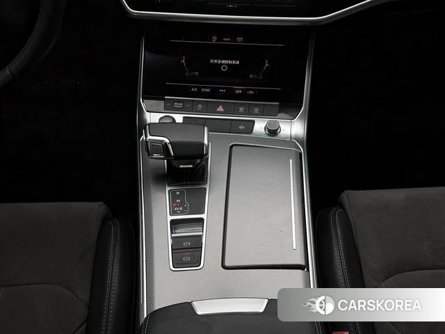 Audi A6L id 4297879 из Китая 17