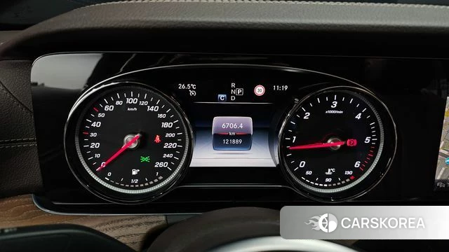 Mercedes-Benz E-Class W213 id 4625974 из Кореи 31