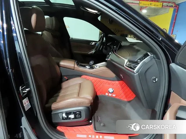 BMW X6 (G06) id 3685579 из Кореи 18