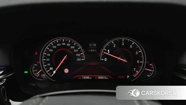 BMW 5 Series (G30) id 4417184 из Кореи 30