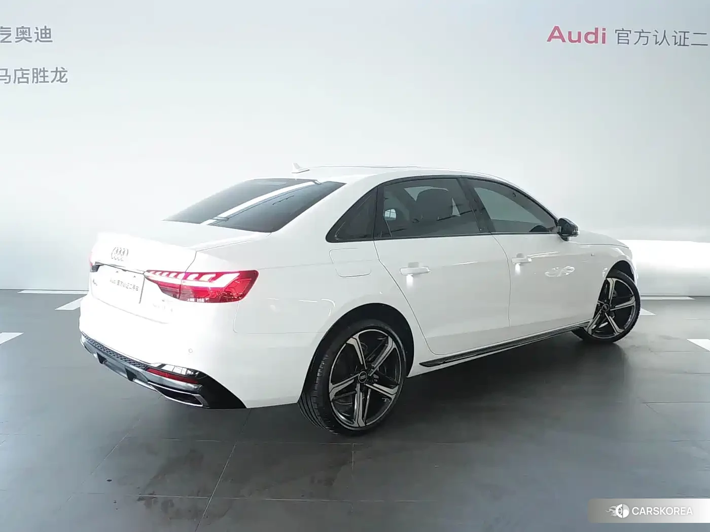 Audi A4L id 4644593 из Китая 8