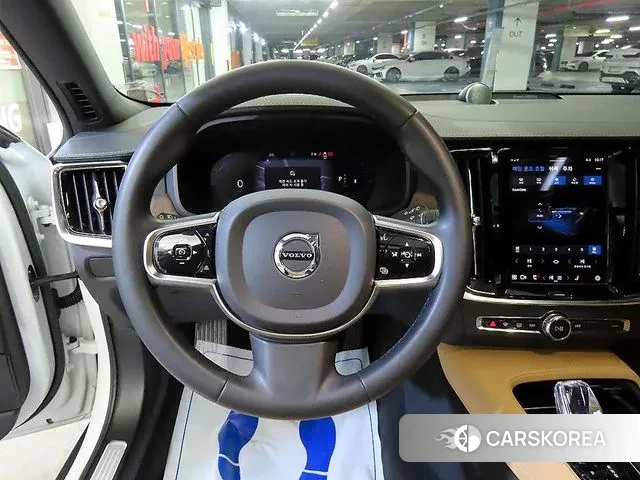Volvo V90 Cross-Country id 3619017 из Кореи 18