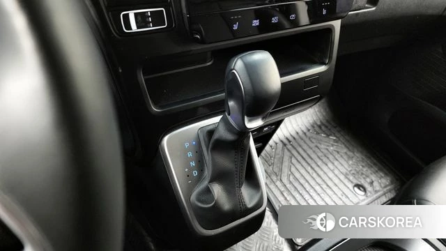 Hyundai Staria id 3903899 из Кореи 18