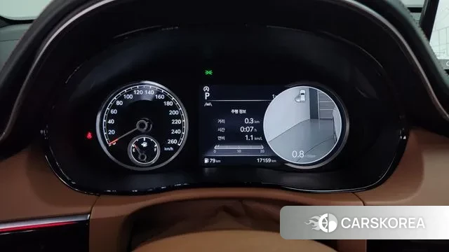 Genesis GV70 id 3571765 из Кореи 18