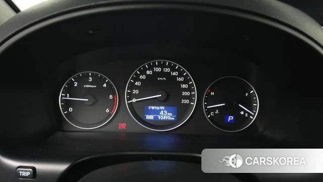 Hyundai The New Grand Starex id 4179463 из Кореи 18
