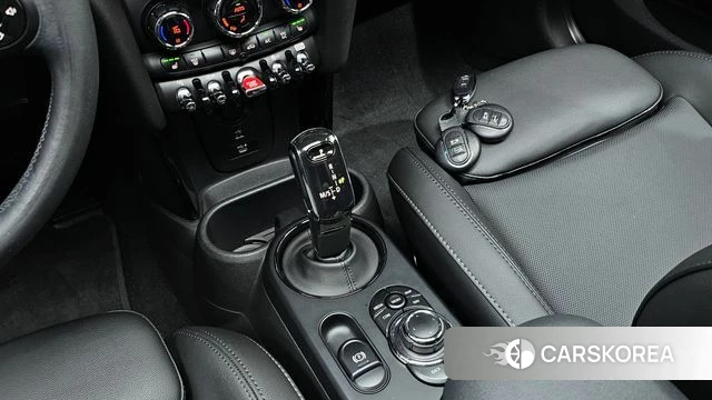 Mini Cooper S id 4344214 из Кореи 32