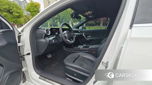 Mercedes-Benz Class A id 4313827 из Китая 14