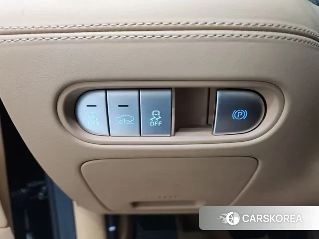 Genesis G90 (RS4) id 3694811 из Кореи 18