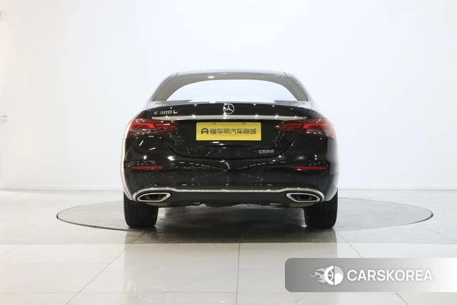 Mercedes-Benz E-class id 4265448 из Китая 18