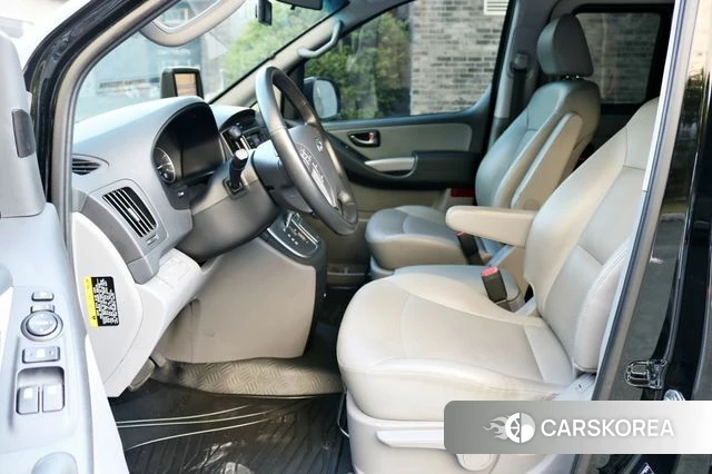 Hyundai The New Grand Starex id 4637375 из Кореи 18