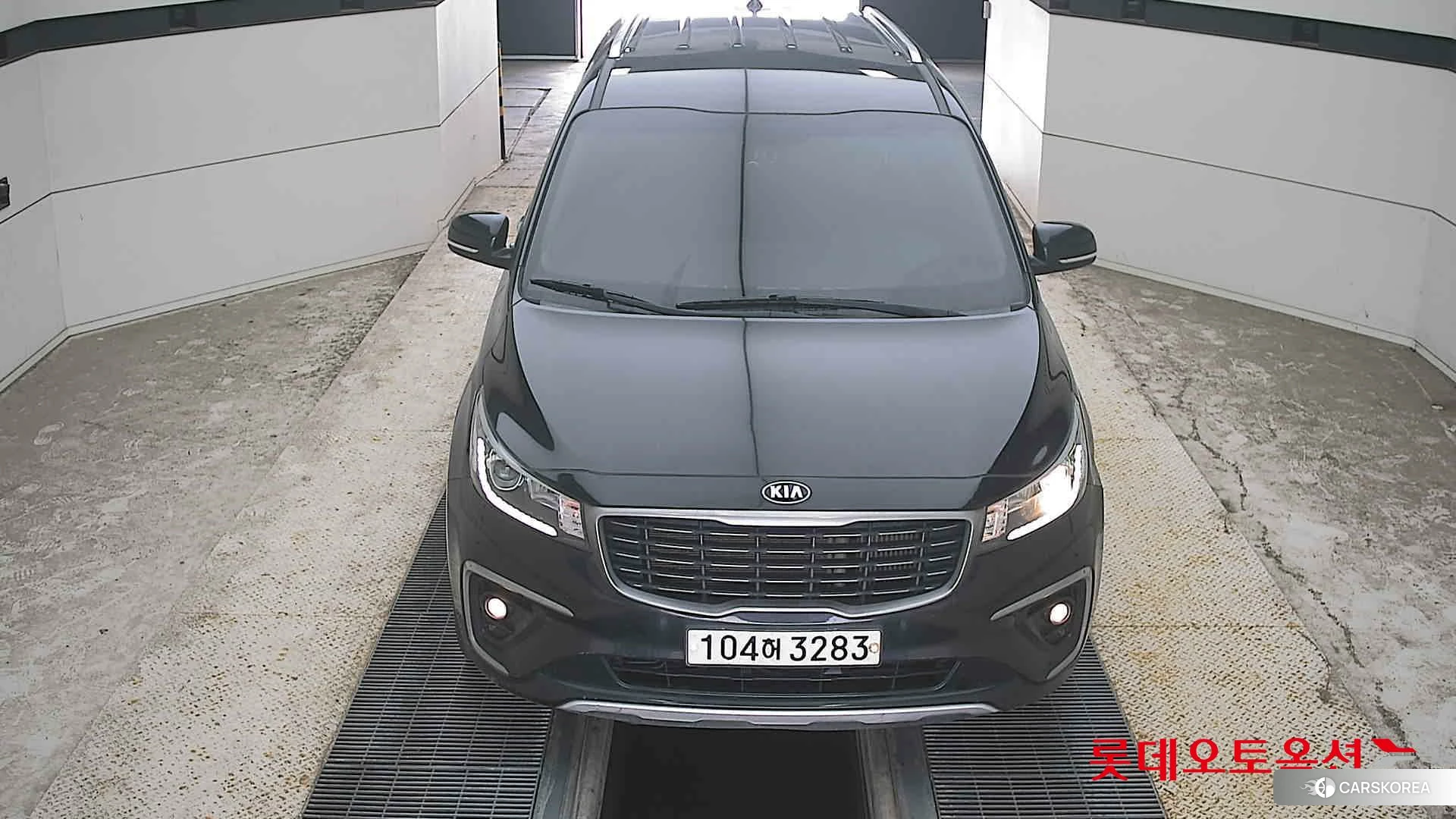 Kia Carnival id 4664332 из Кореи 35