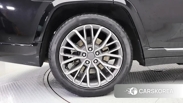 Jeep Grand Cherokee (WL) id 3518893 из Кореи 18