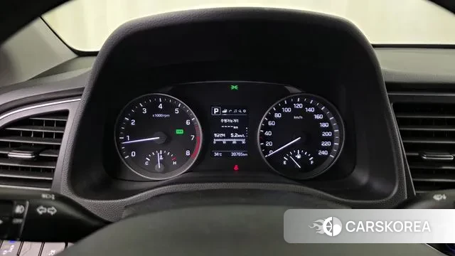 Hyundai Avante AD id 3055678 из Кореи 18