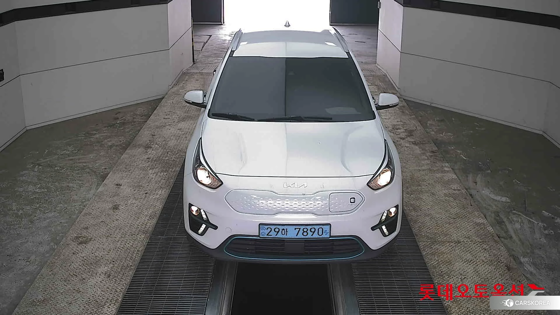 Kia Niro EV id 3888432 из Кореи 35
