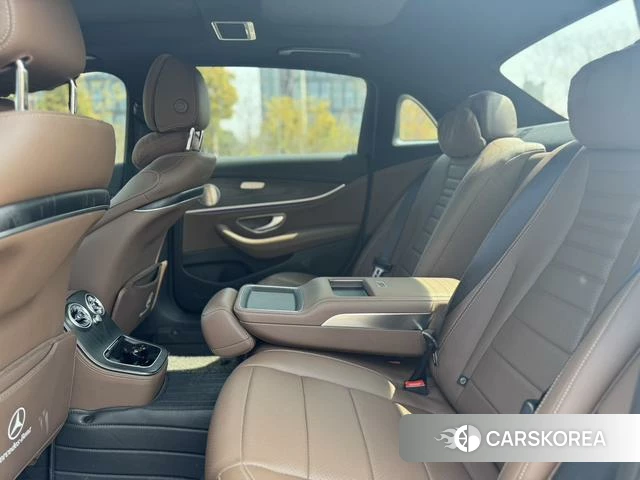 Mercedes-Benz E-class id 4256235 из Китая 21
