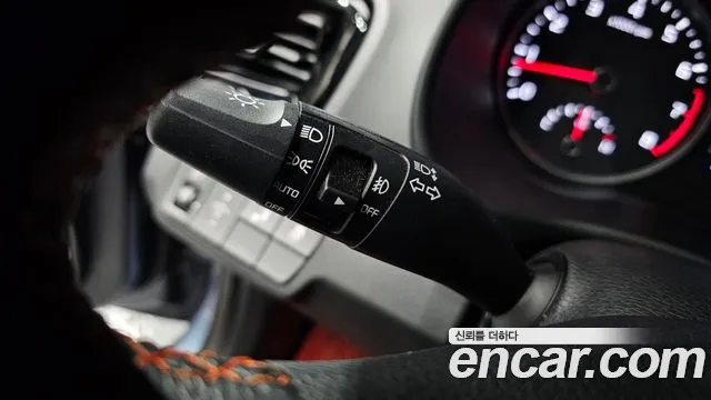 Kia Stonic id 2572429 из Кореи 18