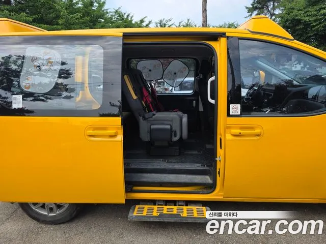 Hyundai Staria id 2831943 из Кореи 18