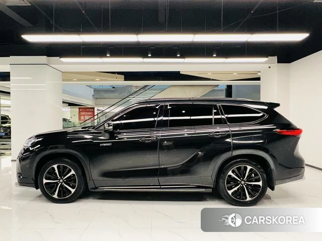 Toyota Crown Lufang id 4314800 из Китая 36