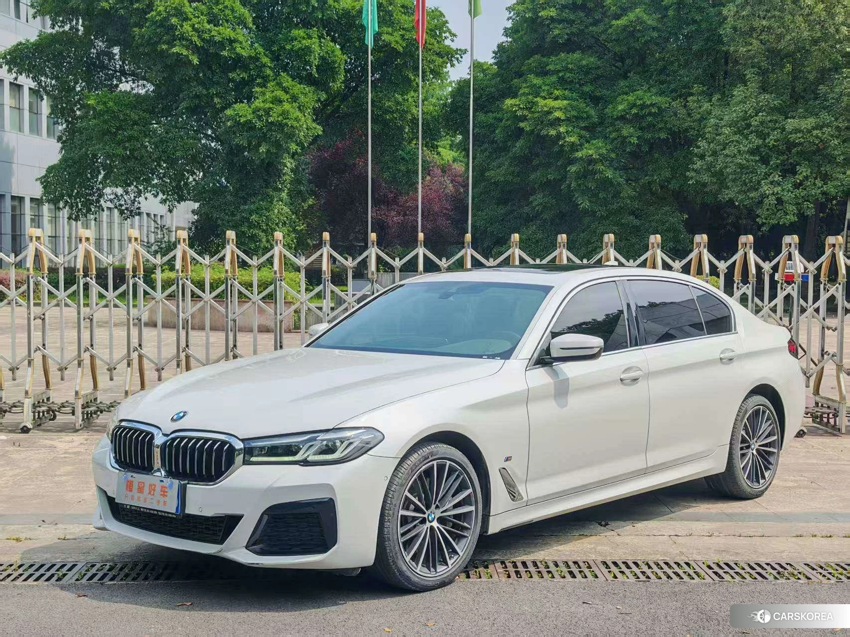BMW 5 series id 4479418 из Китая 13