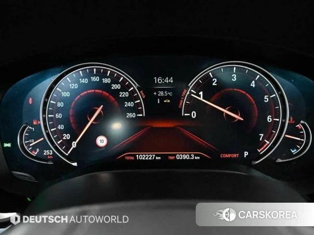 BMW 5 Series (G30) id 4647722 из Кореи 18