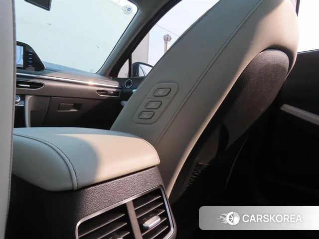 Hyundai Sonata (DN8) id 3936661 из Кореи 18