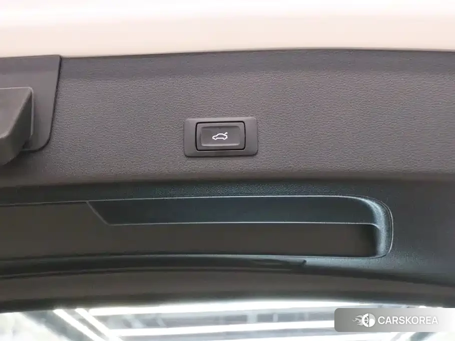 Audi e-tron id 4680668 из Китая 18