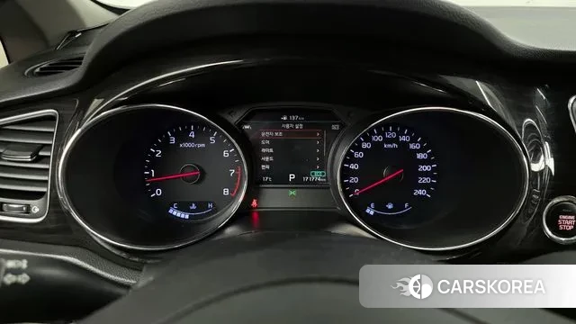 Kia The New Carnival id 3313532 из Кореи 18