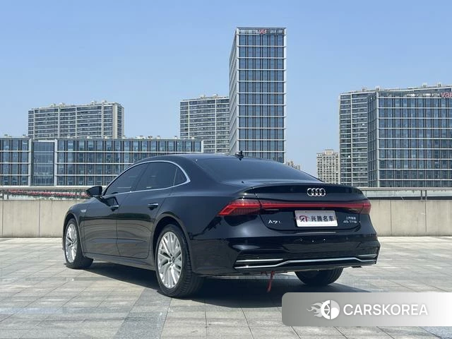 Audi A7L id 4206989 из Китая 14