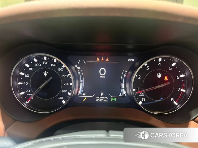 Maserati Ghibli id 4462892 из Кореи 14