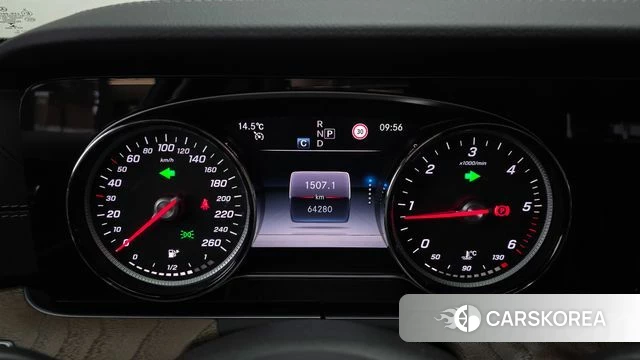 Mercedes-Benz E-Class W213 id 3917057 из Кореи 18