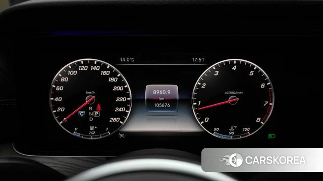 Mercedes-Benz E-Class W213 id 3893797 из Кореи 18