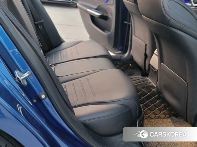 Mercedes-Benz Class C id 4263273 из Китая 9