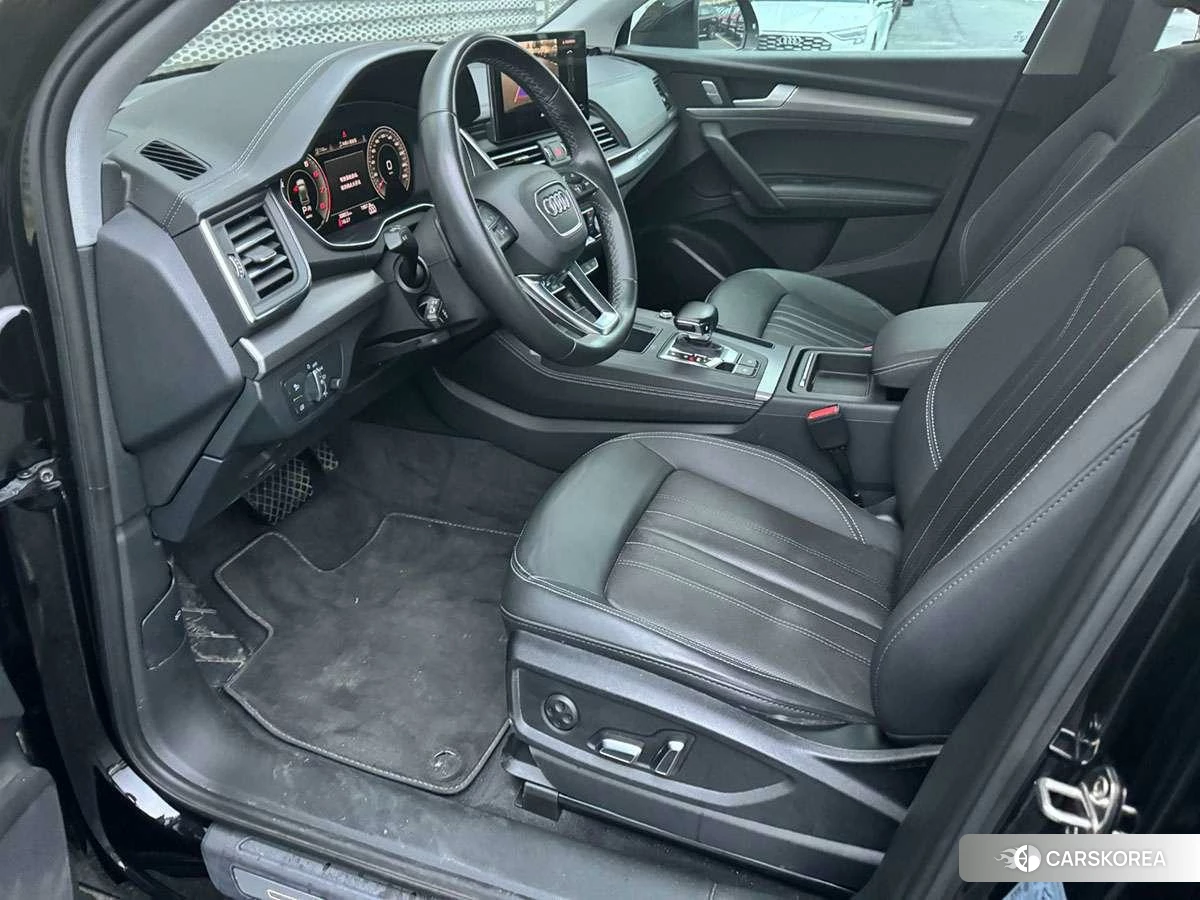Audi Q5L id 4513457 из Китая 14