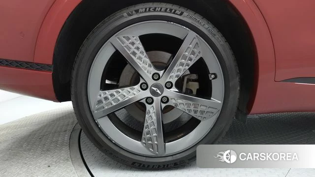 Genesis GV70 id 4231640 из Кореи 18