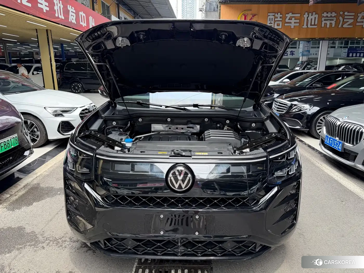 Volkswagen Touareg id 4679516 из Китая 31