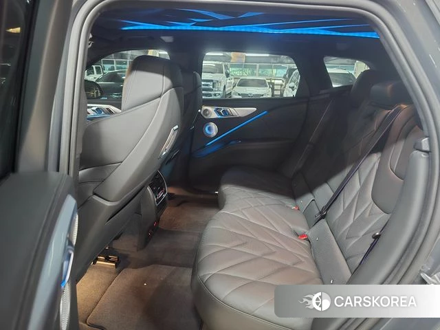 BMW XM (G09) id 3963476 из Кореи 17