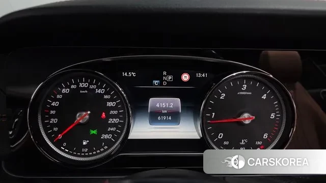 Mercedes-Benz E-Class W213 id 3444885 из Кореи 18