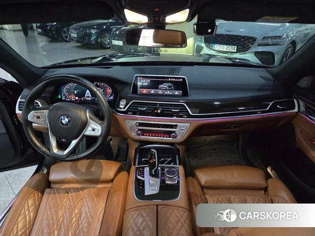 BMW 7 Series (G11) id 3799576 из Кореи 18