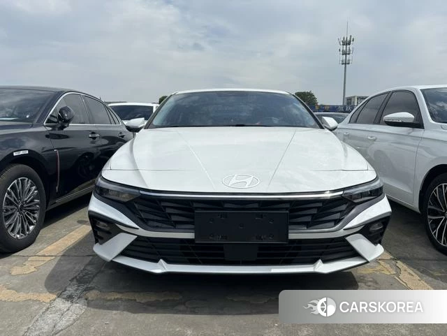 Hyundai Elantra id 4307453 из Китая 12