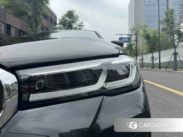 BMW 5 series PHEV id 4359119 из Китая 15