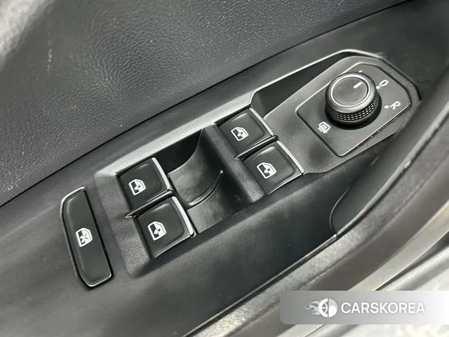 Volkswagen Sagitar id 4297838 из Китая 22