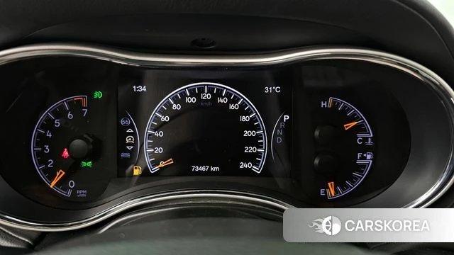 Jeep Grand Cherokee id 4402359 из Кореи 31