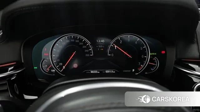 BMW 5 Series (G30) id 3386093 из Кореи 18