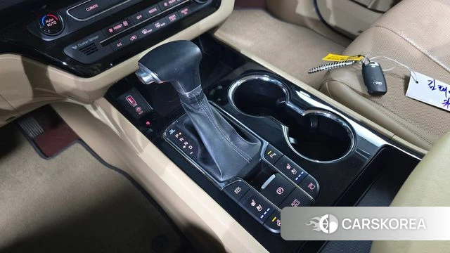 Kia The New Carnival id 4776117 из Кореи 32