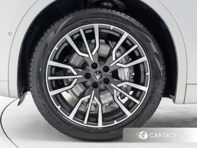 Maserati Grecale id 3359468 из Кореи 18